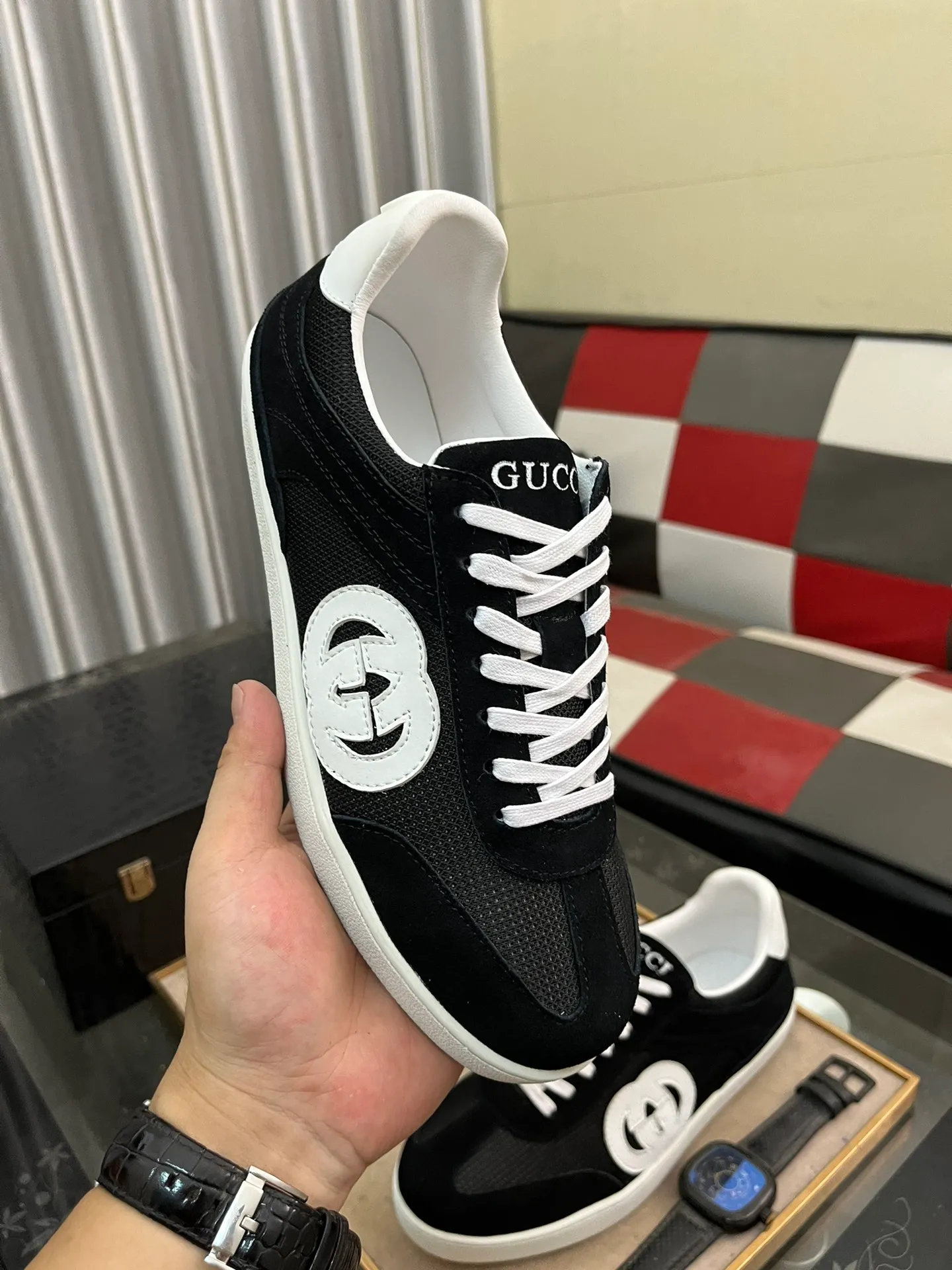 Men's shoes💰380⌚️⌚️[GUCCI] Gucci men's casual shoes are absolutely popular🔥The ultimate matching item for trendy men! The charm of super texture is irresistible, the main recommendation, the flower leather color is bright! The upper is made of high-quality cowhide + brand printed fabric, sheepskin feet, wear-resistant rubber sole, noble and elegant! Extremely comfortable🎁🎁You can be as handsome as you want💪 38-447️⃣colors available